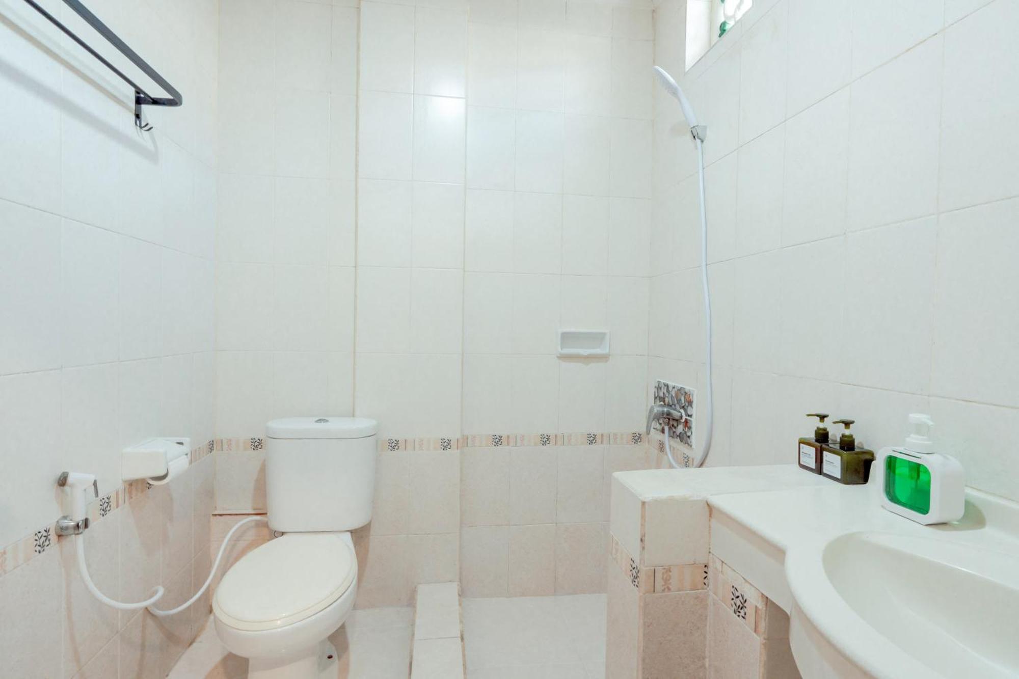 Urbanview Hotel Rasa Sayang Inn Tanjung Benoa Bali Kuta Selatan Buitenkant foto